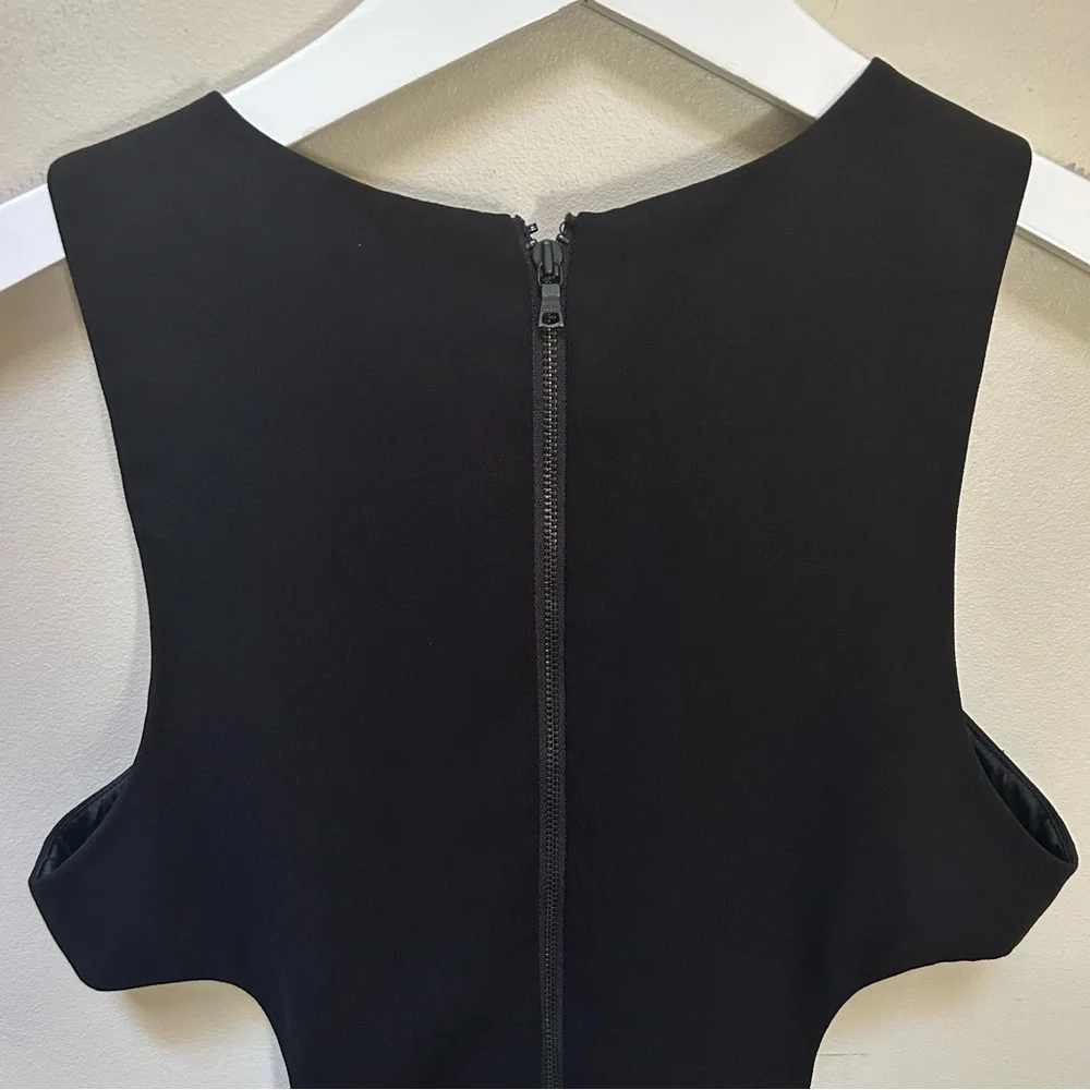 Alice + Olivia ~ Black Cut Out Sleeveless Silk-Lined Short Dress in Small